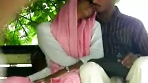 IntimatePOV: එල්සා ජීන් පෝර්න්එච්ඩී හි උදේ පාන්දර කෙලවීමට ප්‍රිය කරයි