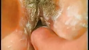 ඇගේ තද පුක විවෘත කිරීම
