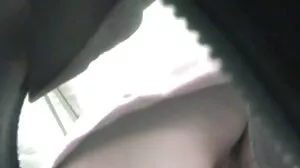 Busty hoes Raylene & Veronica දරුණු ලෙස පහර දෙයි