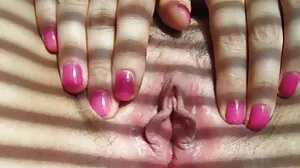 බැලූ බැල්මට ගැටෙන යොවුන් වියේ